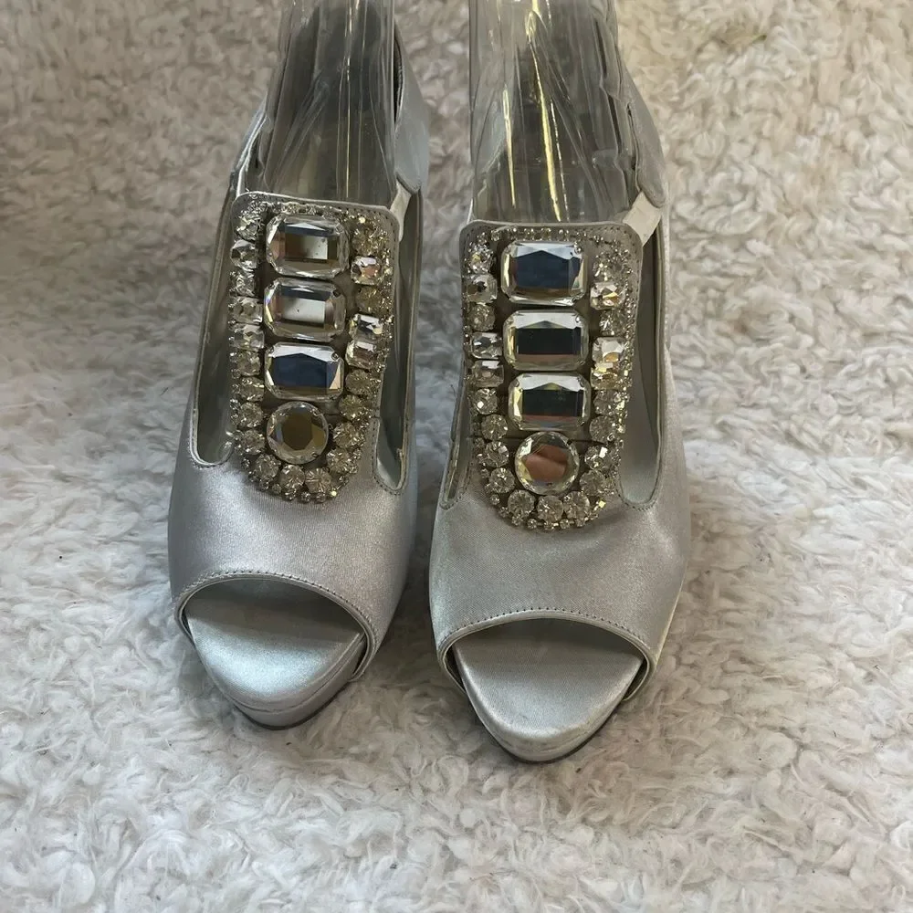 Lauren Jones gray SatinTStrap peep toe platform heels crystal beads accent SZ8.5